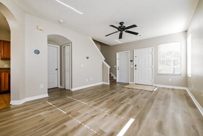 Foto del edificio - 10456 Blackmore Dr