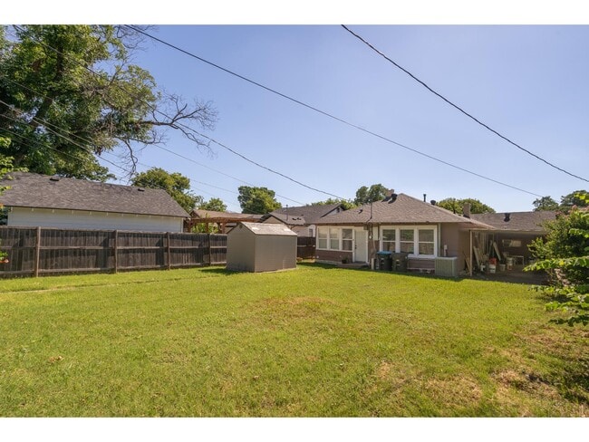 Photo - 3024 College Ave House