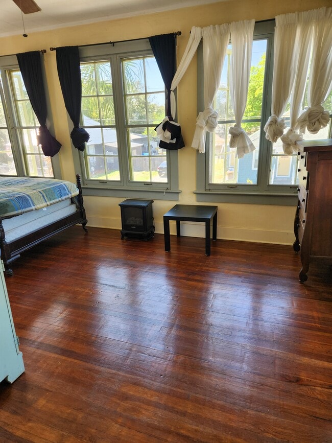 Foto del edificio - 420 W Sumner St