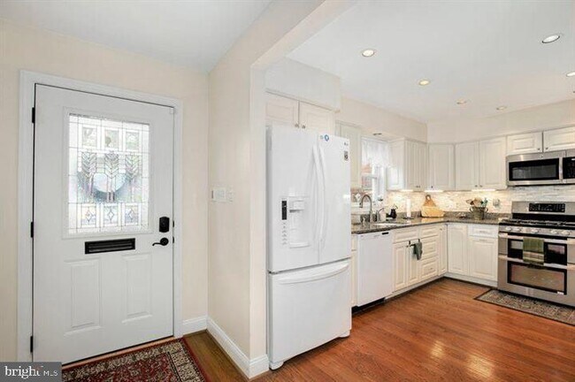 Foto del edificio - 2333 Sibley St