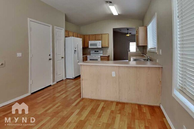 Foto del edificio - 3310 W Tina Ln
