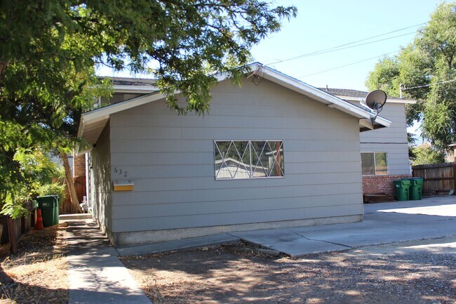 Foto del edificio - Charming 3-Bedroom Apartment