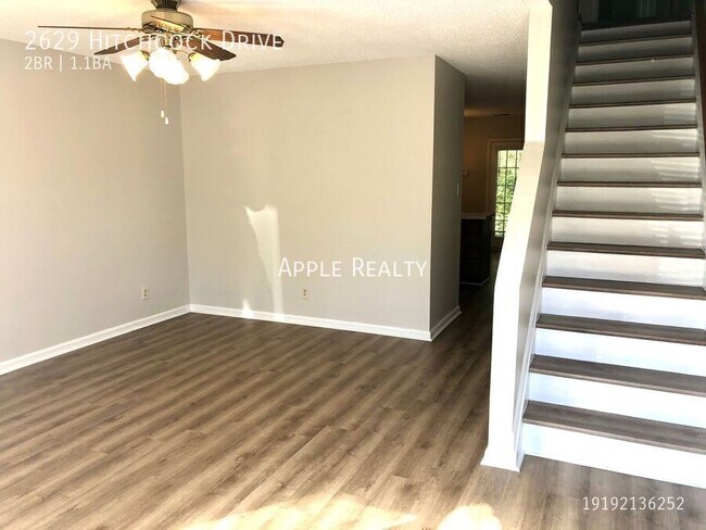 Photo - 2629 Hitchcock Dr House