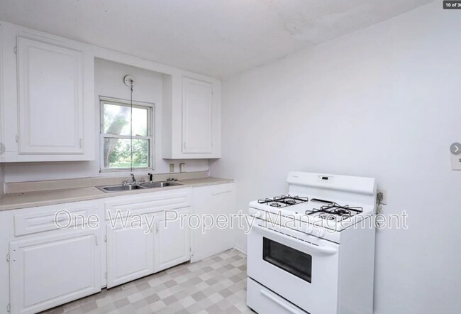 Foto del edificio - 1738 N Poplar Ave
