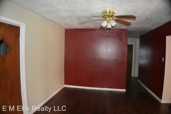 Building Photo - 5 br, 2 bath House - 367 Rosebud Lane