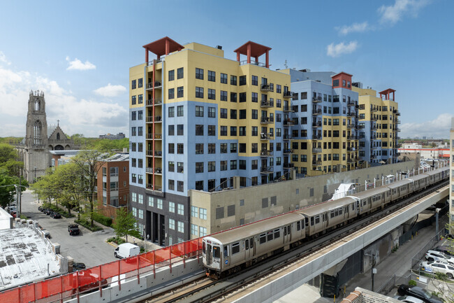 Alternate - Catalpa Garden Condominiums