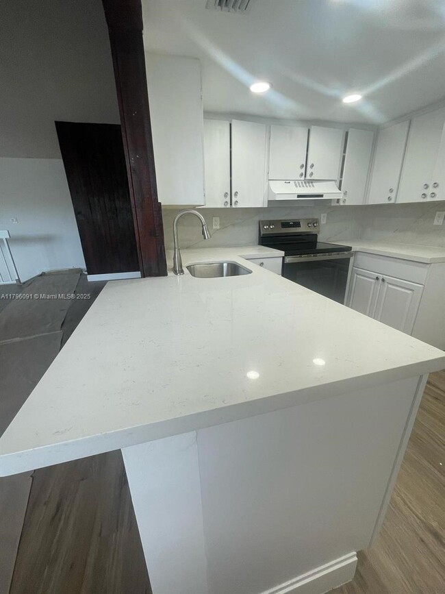 Foto del edificio - 10296 NW 9th St Cir