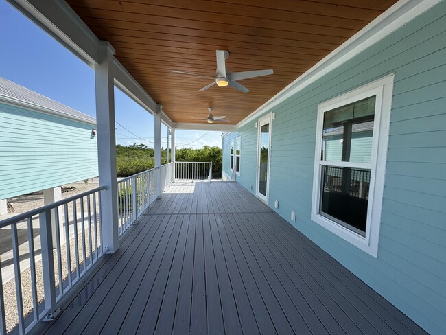 Foto del edificio - 27355 Guadaloupe Ln