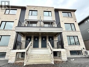 Building Photo - 727 Arcadian Private