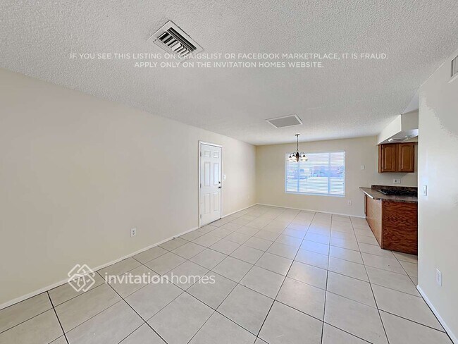 Foto del edificio - 7115 W North Ln