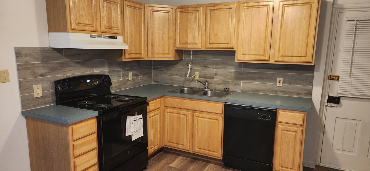 201 Clay Ave Unit Clay St 1st Floor, Enola, PA 17025 Apartments in