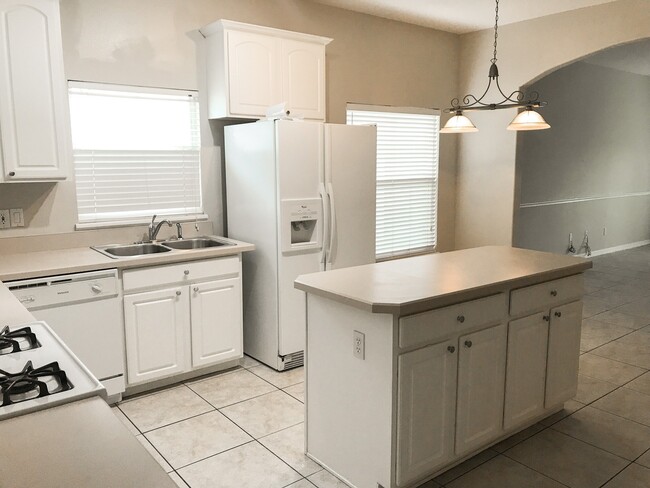 Building Photo - 13828 Guildhall Cir