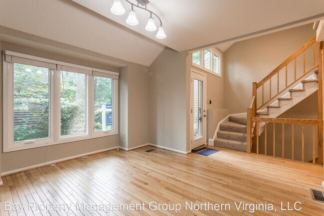 Foto del edificio - 3 br, 3.5 bath House - 12518 FLATWOOD CIR