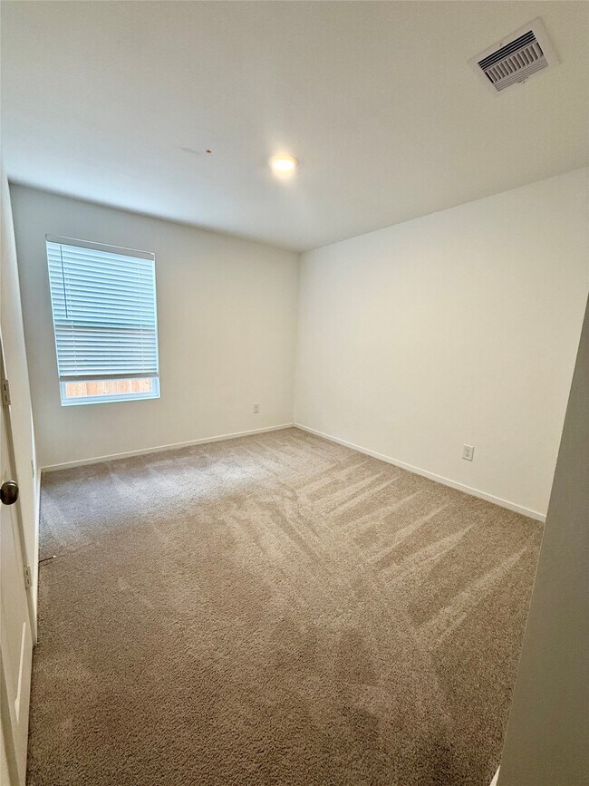 Foto del edificio - 28730 Texas Plns Dr