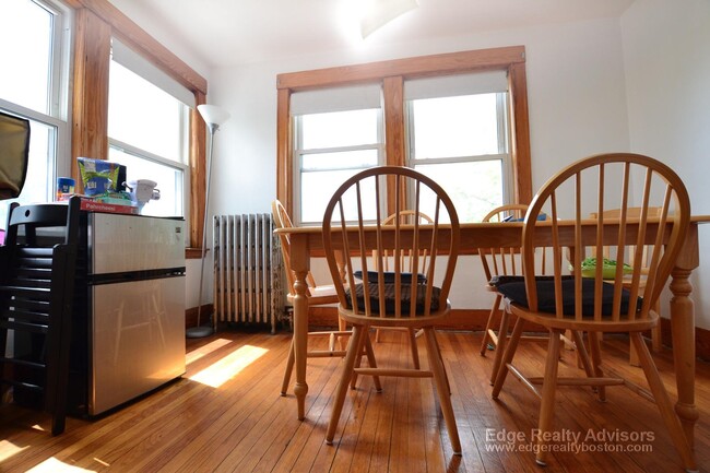 Photo - 27 S Crescent Circuit Apartment