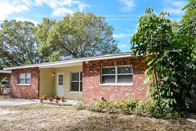 Building Photo - 2160 Riviera Dr