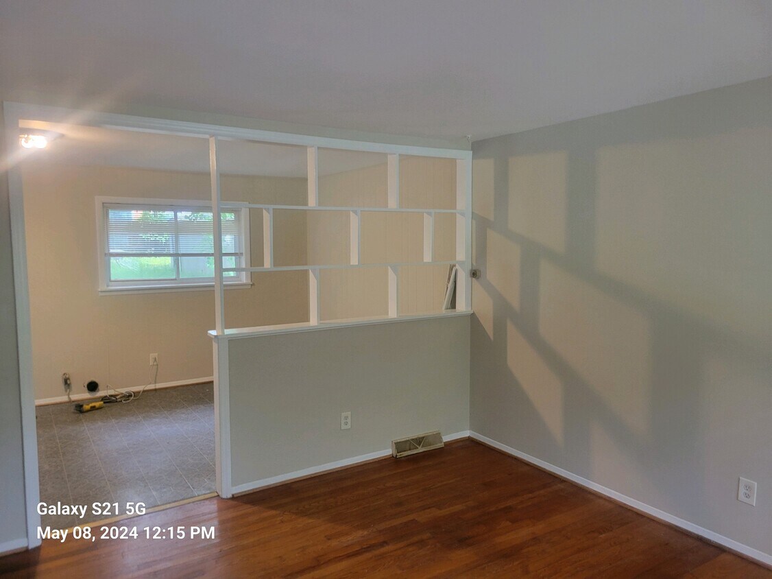 Building Photo - 9315 Feldbank Dr