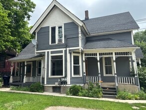 Building Photo - 318 North St