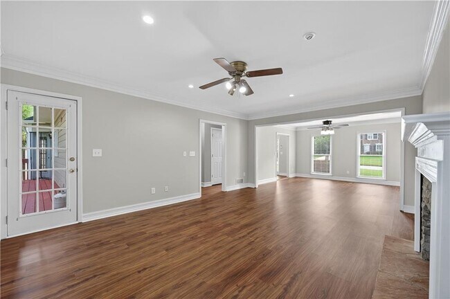 Foto del edificio - 3760 Peachbluff Ct