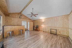 Building Photo - 302 S 14th St
