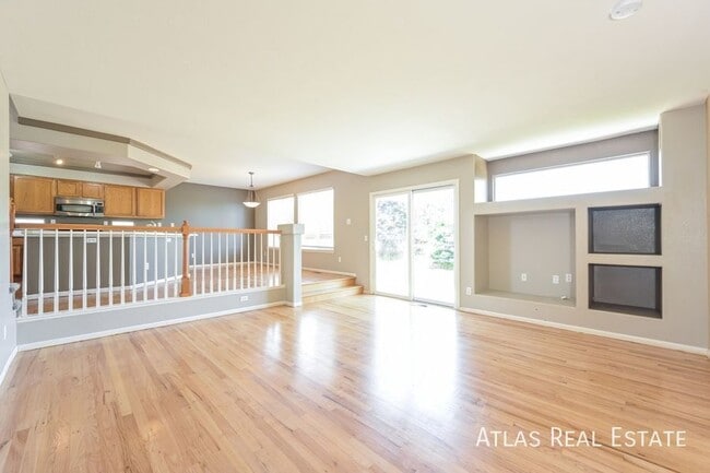 Building Photo - 4709 Fenwood Dr