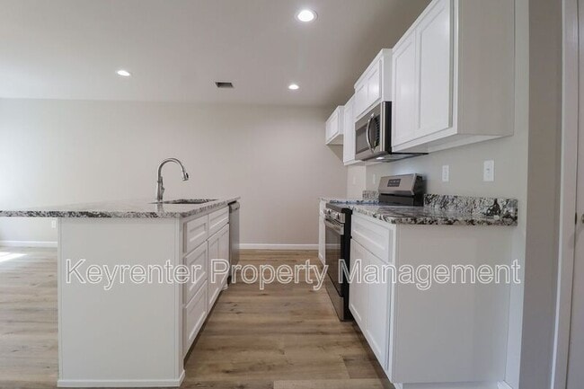 Foto del edificio - 214 N Cleveland Ave