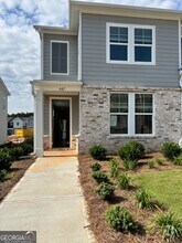 Building Photo - 487 Crown Dr