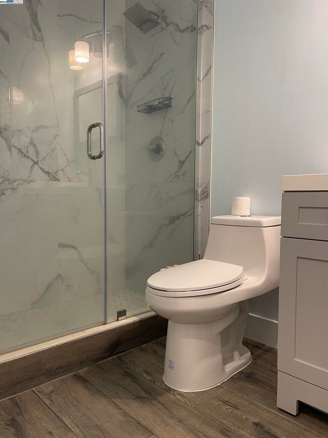 Foto del edificio - 1251 Burnett St