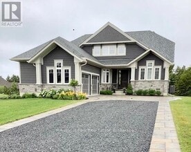 Building Photo - 104 Timber Ln