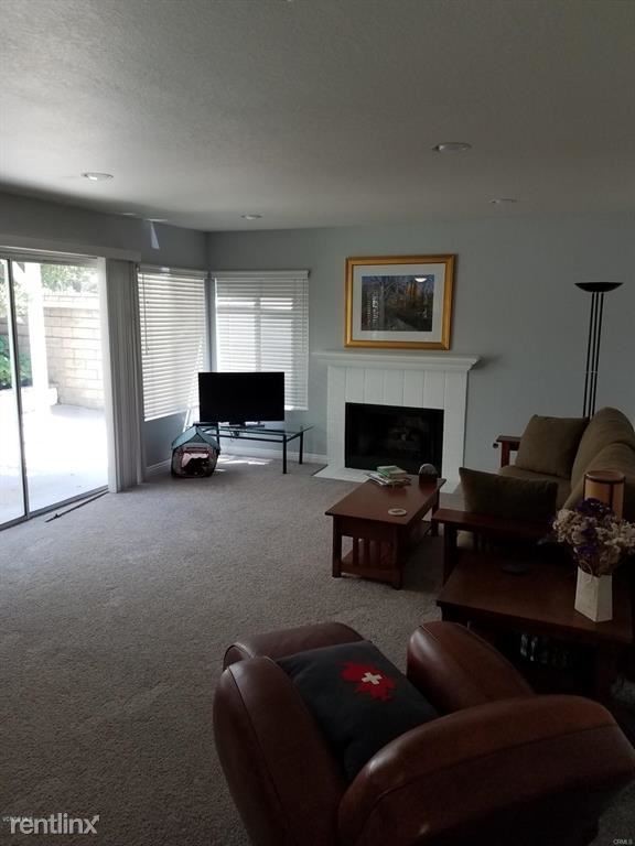 Building Photo - 5 br, 3 bath House - 5061 Blackpool Ave