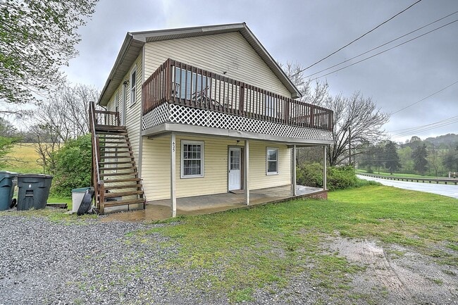 Building Photo - 635 S McKee St