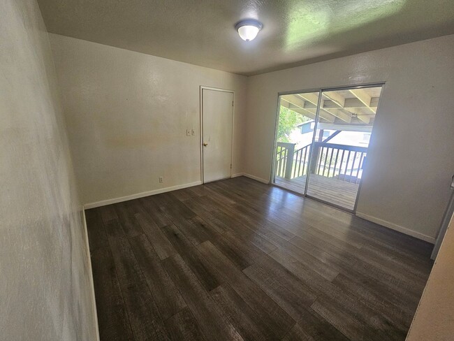 Building Photo - 3 Bedroom 1 Bathroom Home For Rent in Tehama!
