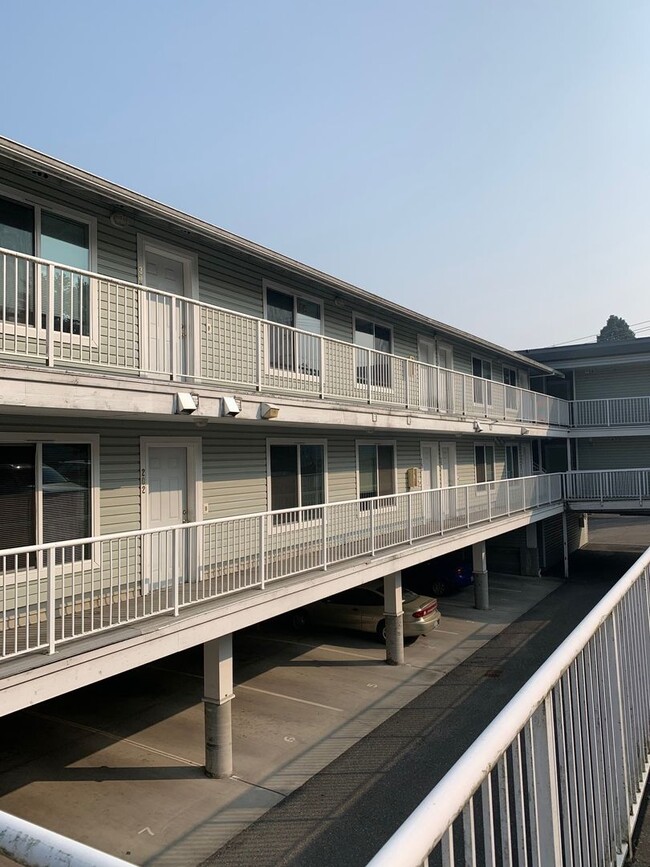 Interior Photo - Alexandra Apartments