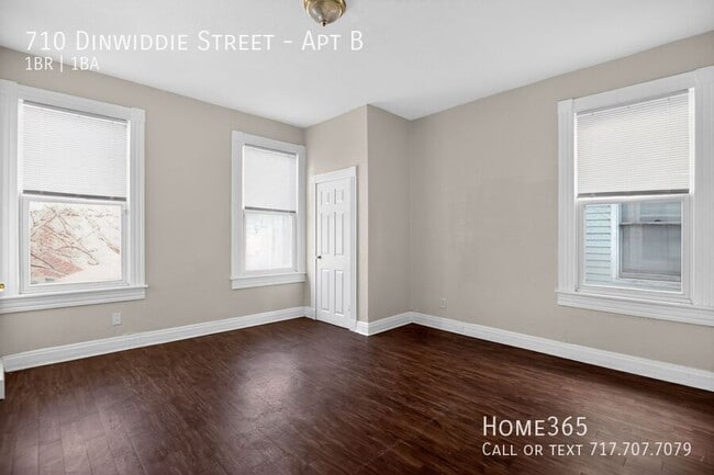 Photo - 710 Dinwiddie St Townhome