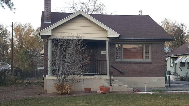 Foto del edificio - 1383 E Murphys Ln