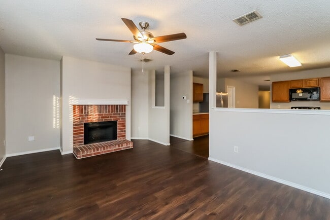 Building Photo - 4229 Gray Fox Dr