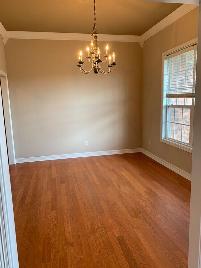 Foto del edificio - Spacious 3802 SW Osprey Drive 4 BR in Bent...