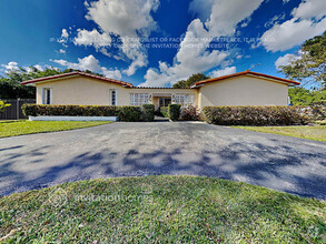 Building Photo - 8800 SW 85th Ave