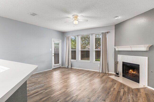 Foto del edificio - 1312 Edgemont Dr