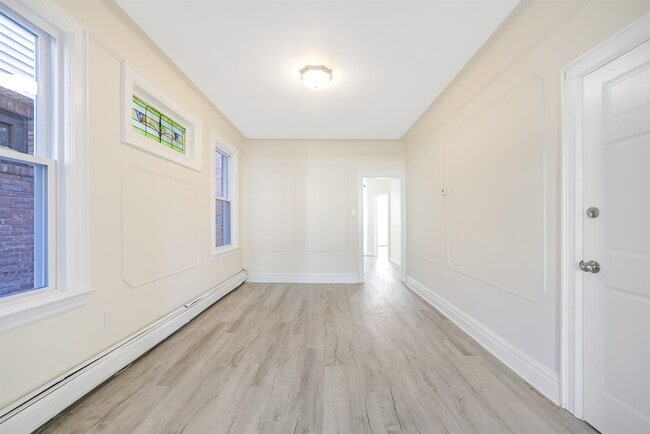 Foto del edificio - 8710 2nd Ave