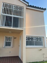 Building Photo - 2551 NW 26th St