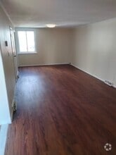 Building Photo - 226 Martin St