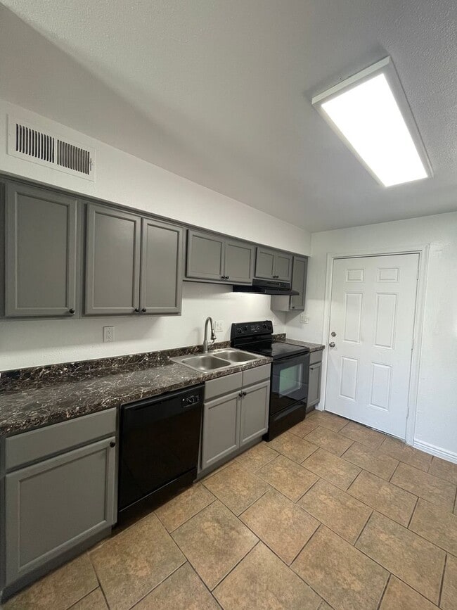 Foto del edificio - 3021 N 22nd St