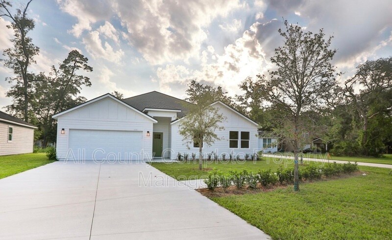 Foto principal - 4194 University Blvd N
