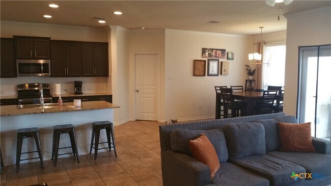 Foto del edificio - 10206 Alamosa Ln