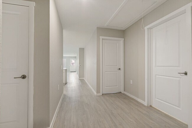 Foto del edificio - 11838 Flying Aces Rd