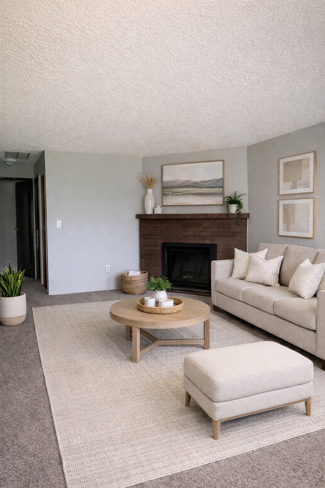 Building Photo - 1009 S 42nd Ave