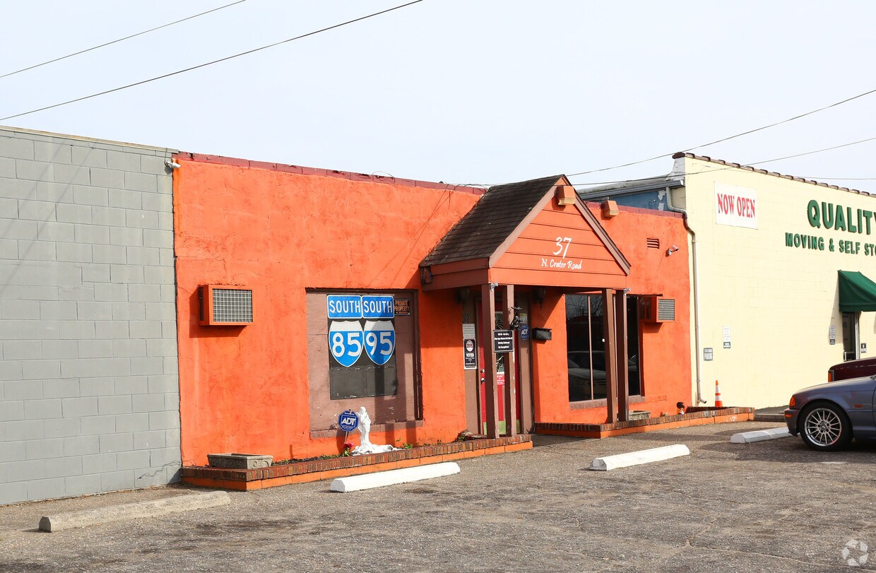 Primary Photo - 39 N Crater Rd