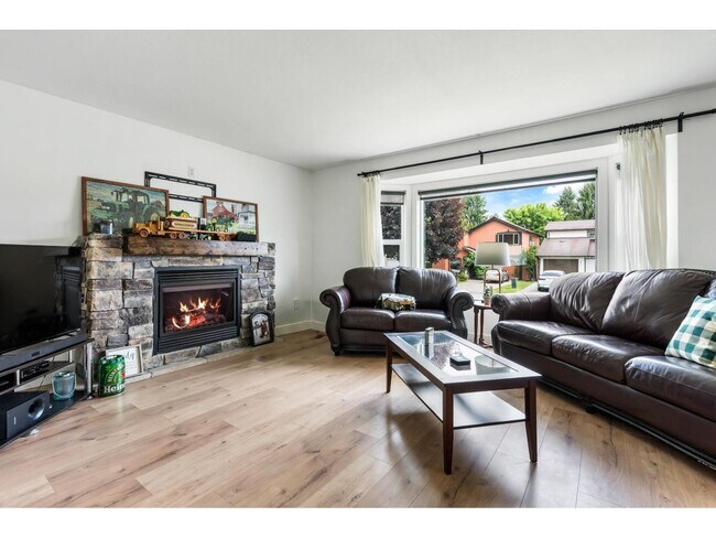 Photo du bâtiment - 45448 MEADOWBROOK Dr