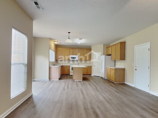 Building Photo - 696 Pimlico Dr